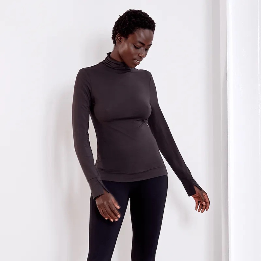 ADAY Charcoal Turtleneck